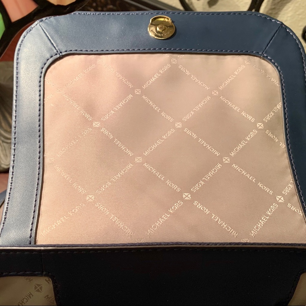 Michael Kors Abbey Large Logo Cargo Backpack - Picture 8 of 16